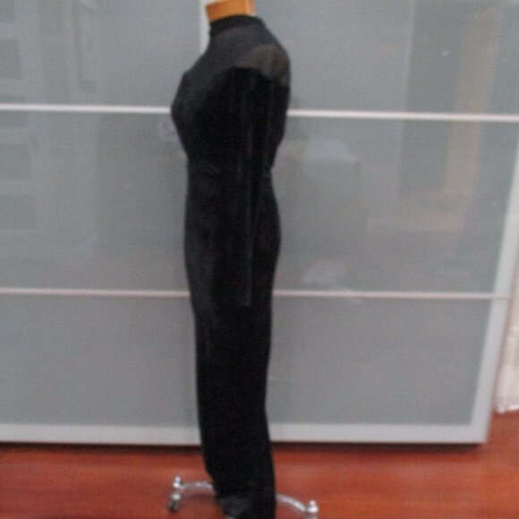 Lulus Plunging Neckline Long Sleeve Velvet Maxi Dress / Gown - Picture 3 of 6